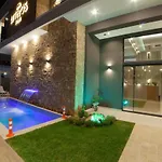Lithos - Halkidiki Apartahotel